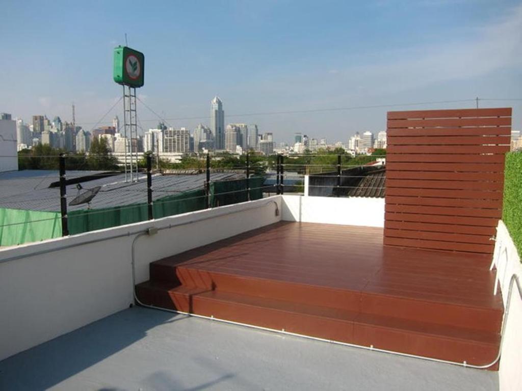 Jellybean Ezy Hostel Sathorn Bangkok Zewnętrze zdjęcie