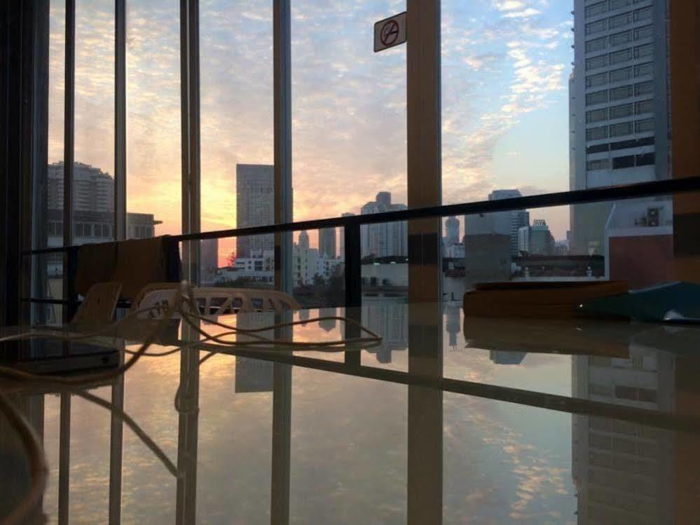 Jellybean Ezy Hostel Sathorn Bangkok Zewnętrze zdjęcie