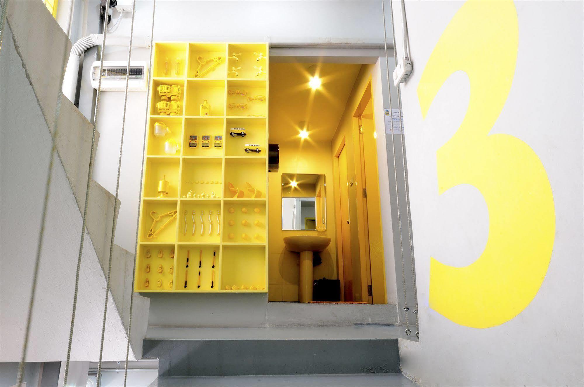 Jellybean Ezy Hostel Sathorn Bangkok Zewnętrze zdjęcie