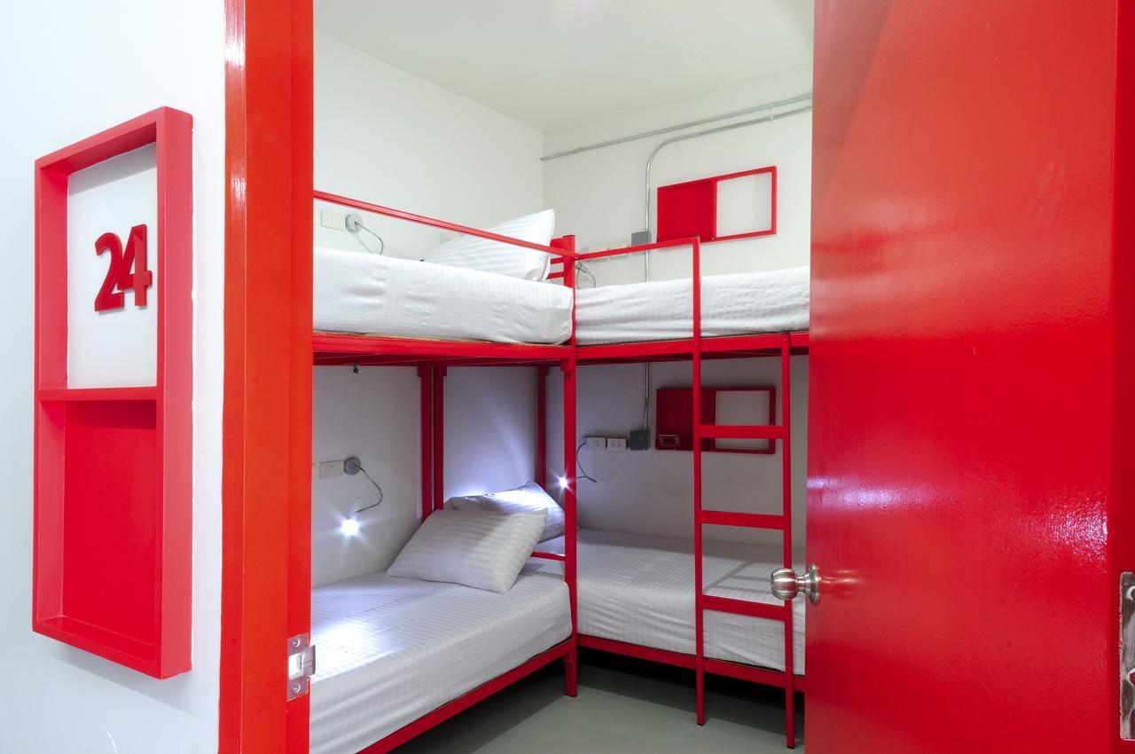 Jellybean Ezy Hostel Sathorn Bangkok Zewnętrze zdjęcie